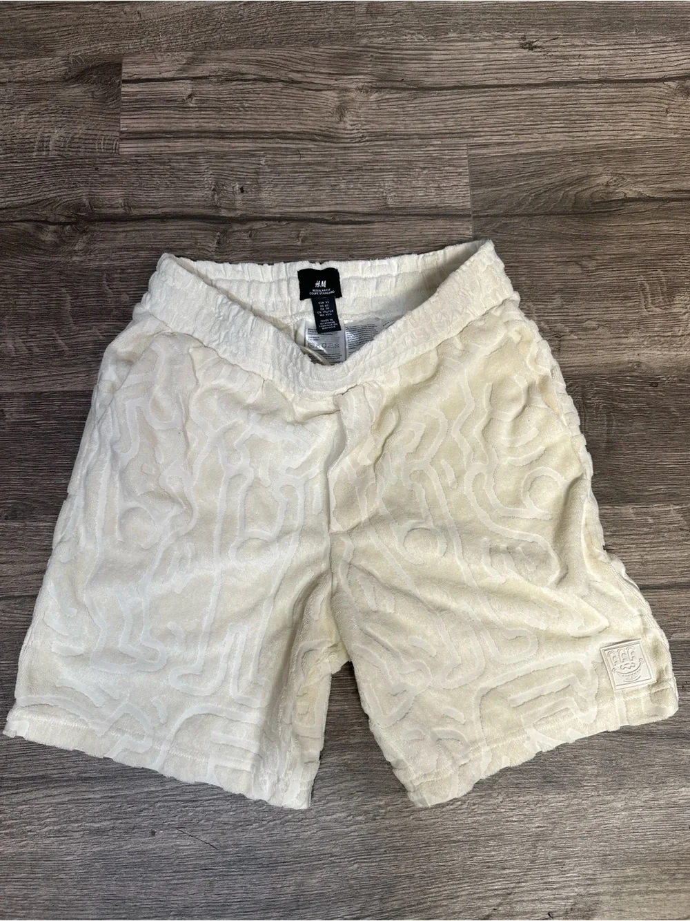H&M Cream Quilted Terry Knit Men's Athletic Shorts - Picture 2 of 4